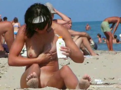 KiloTop presents: Thesandfly sexy beach fun!