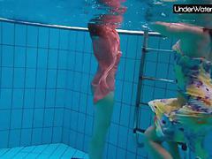 KiloTop presents: Bubarek and birtakik enjoy eachother in the pool