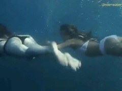 KiloTop presents: Bikini girls filmed underwater in the ocean