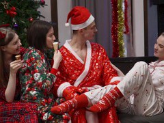 KiloTop presents: Lucky dude gets the best christmas gift - lina sun and alice xo