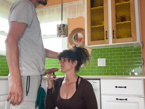 KiloTop presents: Stepmom caught and continued on facetime