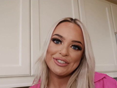 KiloTop presents: Blonde alexis kay with big boobs wearing lingerie gets fucked