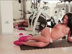KiloTop presents: Gym striptease from a flawless workout beauty