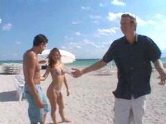 KiloTop presents: Finding a slut on the beach to bang